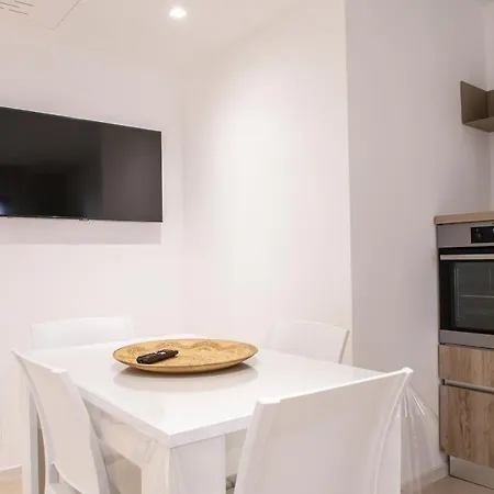 Maison Soleil Apartment *